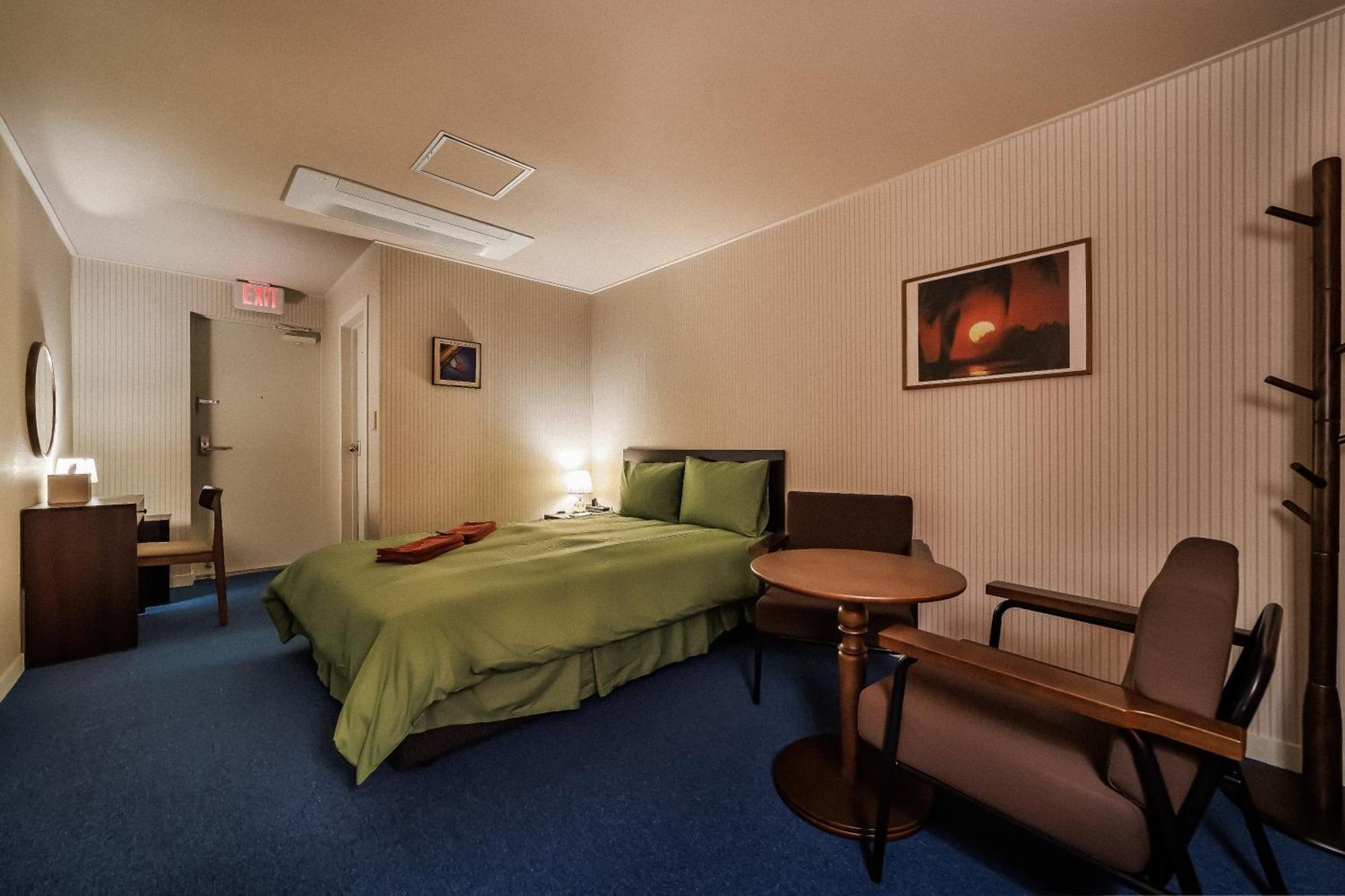 Yangyang Bookers Beach Motel Room photo