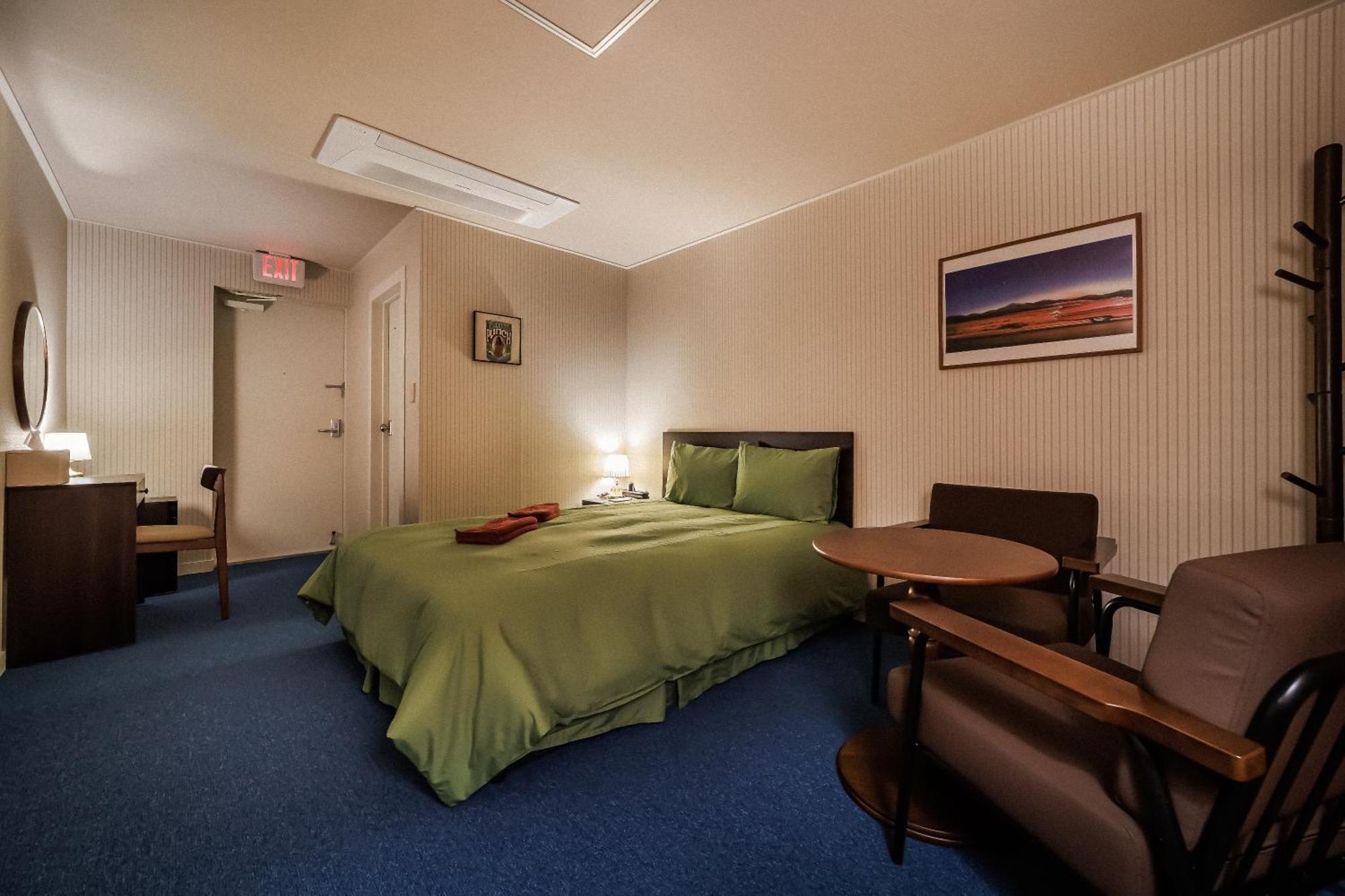 Yangyang Bookers Beach Motel Room photo